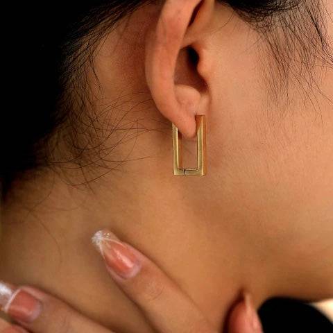 DELILAH Rectangular Mini Hoop Earrings - ResidentFashion