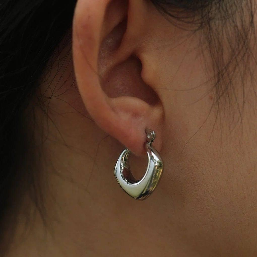 MARIYA Squared Rounded Hoop 
Earrings Silver - ResidentFashion